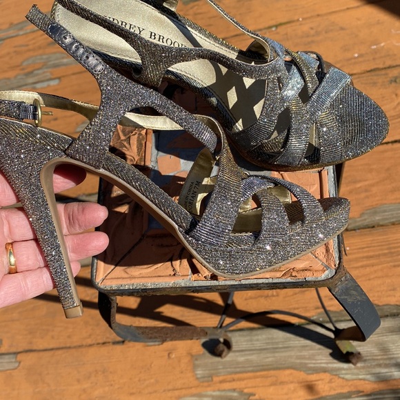 Evening shoes platform sandal style - Picture 3 of 7